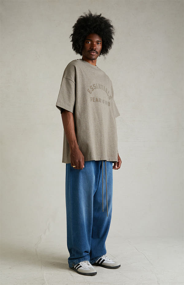 Essentials Fear Of God T-Shirt For Summer 2024