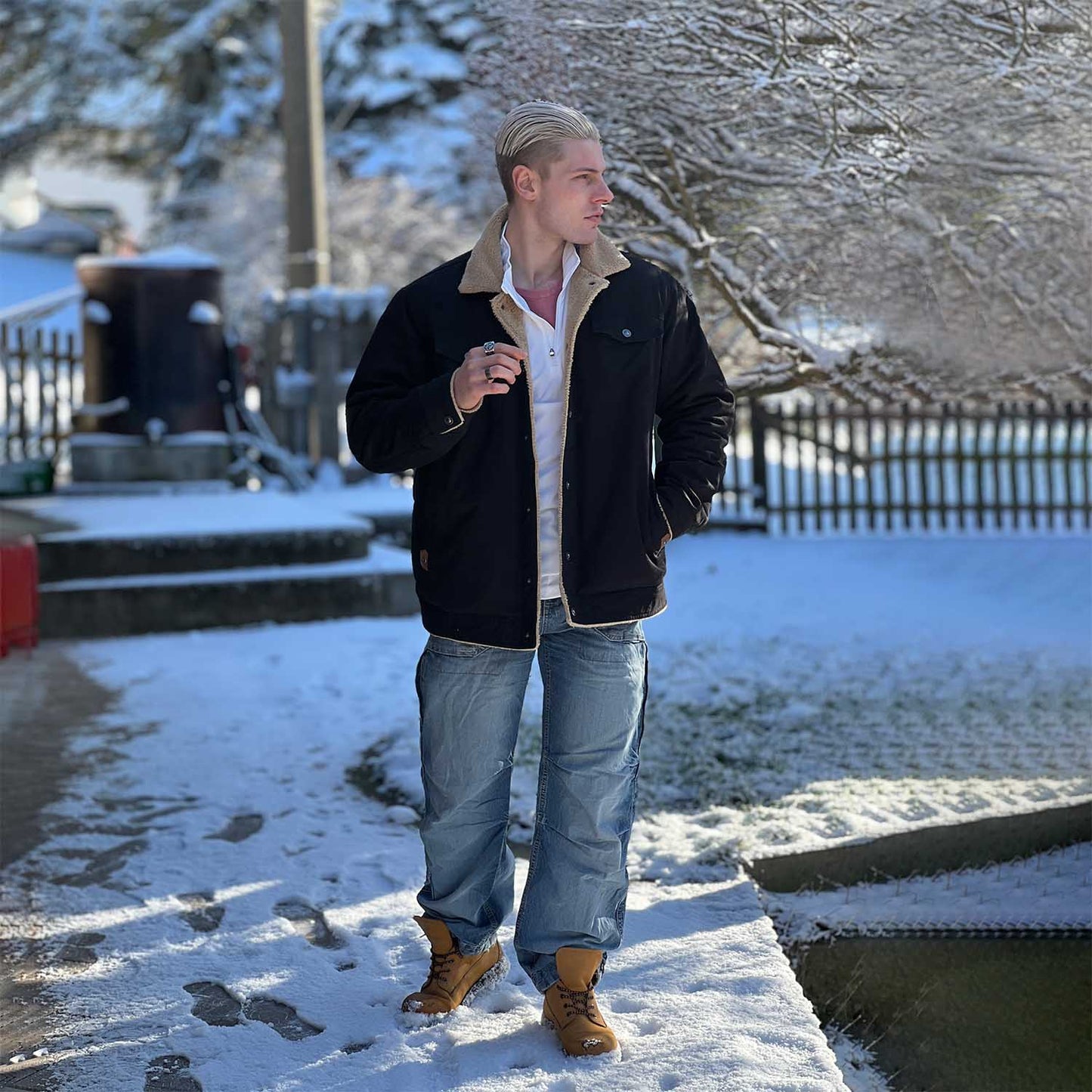 QAMIS™ Men’s Sherpa-Lined Jacket with Multi Pockets