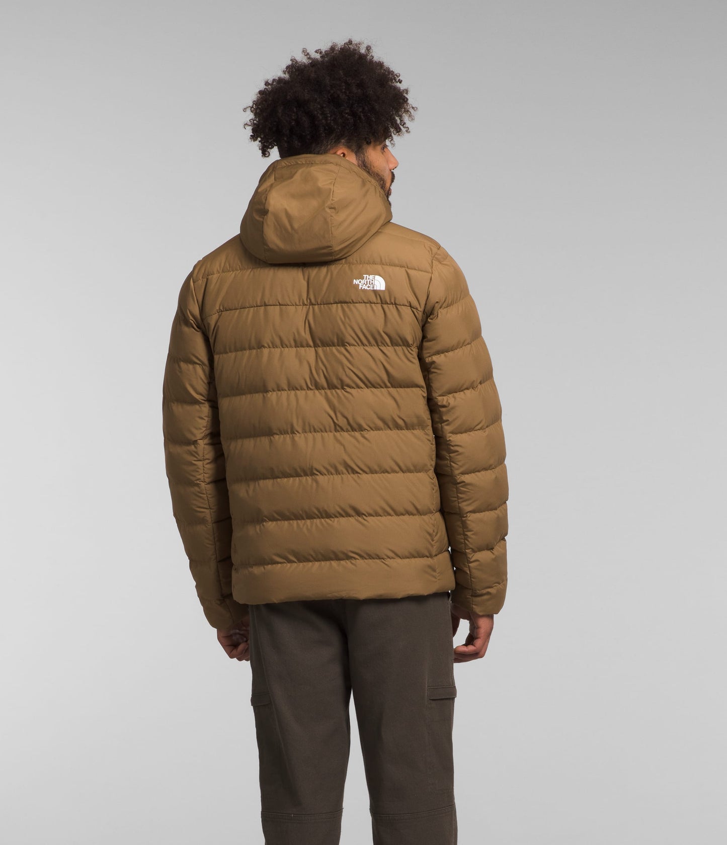 The North Face Men’s Aconcagua 3 Jacket – Versatile Warmth for Cold Conditions