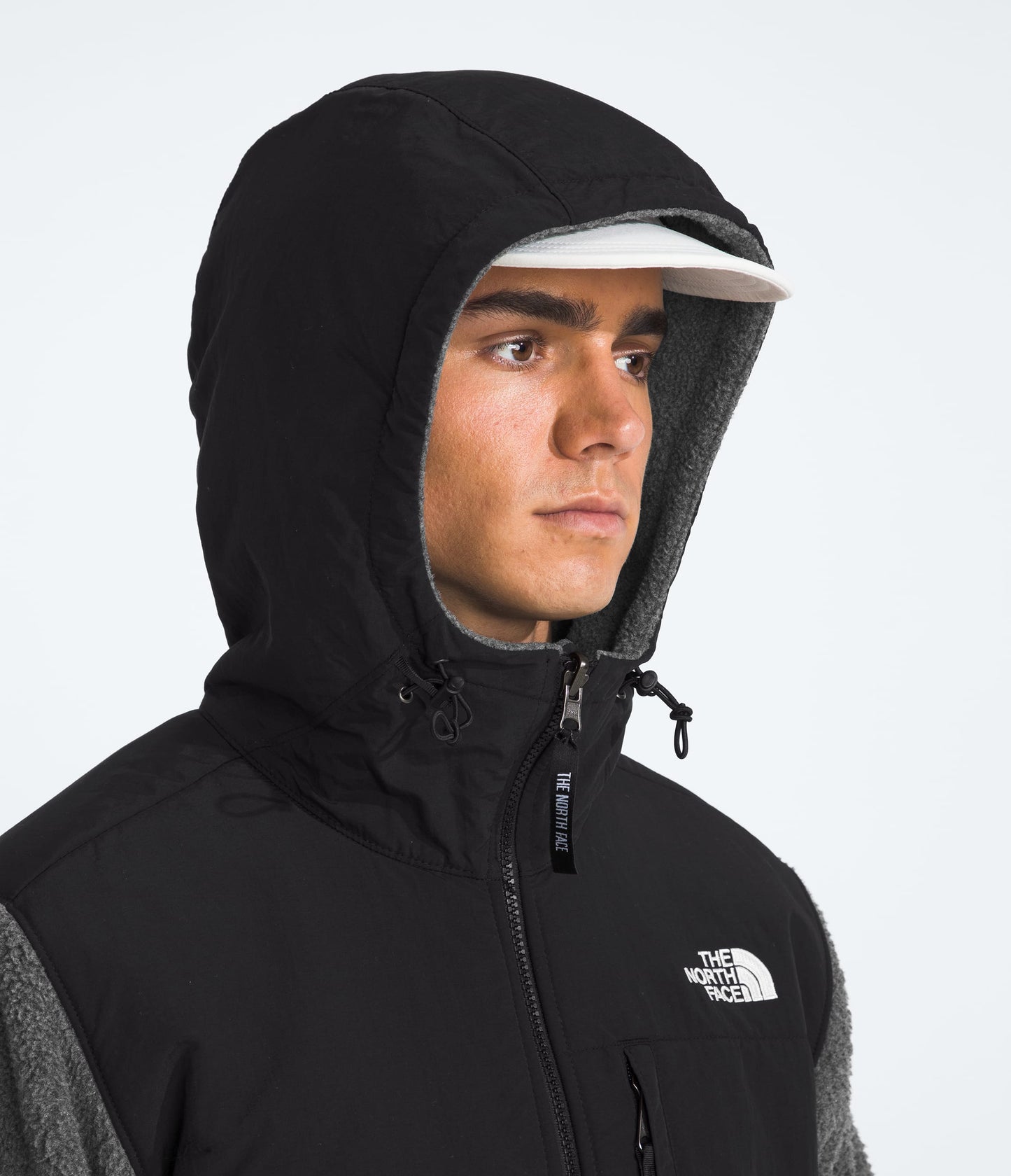 The North Face Men’s Retro Denali Jacket – A Timeless Fleece Classic