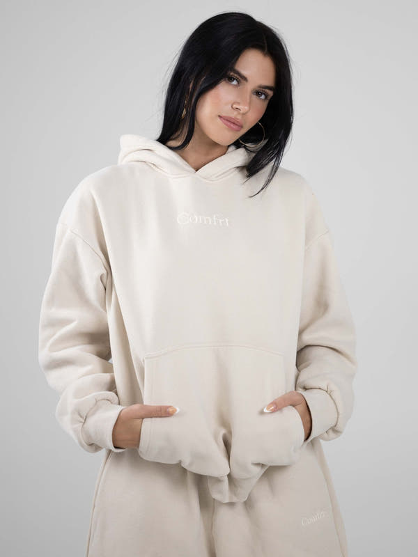 Qamis™ x Comfrt Unisex – Signature Fit Hoodie