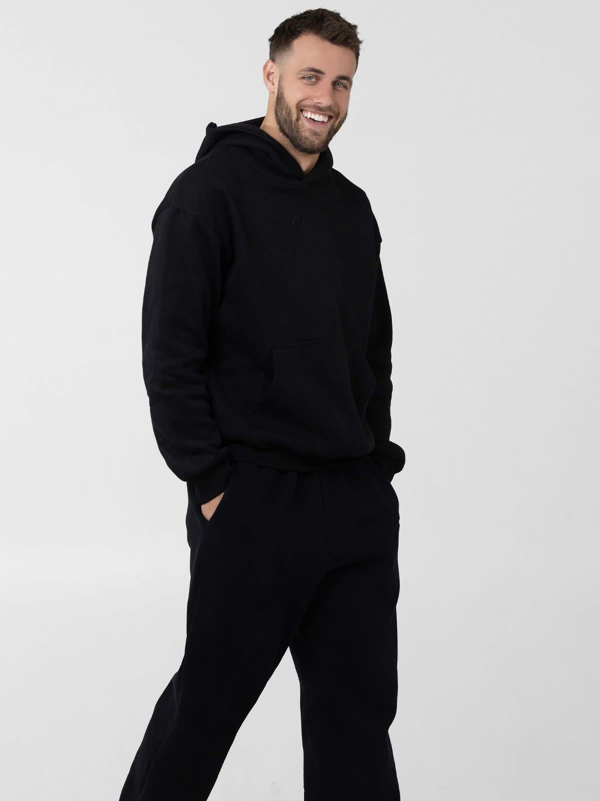 Qamis™ x Comfrt Unisex – Signature Fit Hoodie