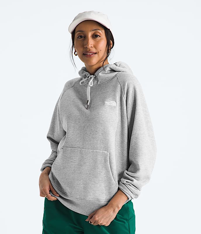 The North Face Women’s Evolution Hoodie – Comfortable & Sustainable