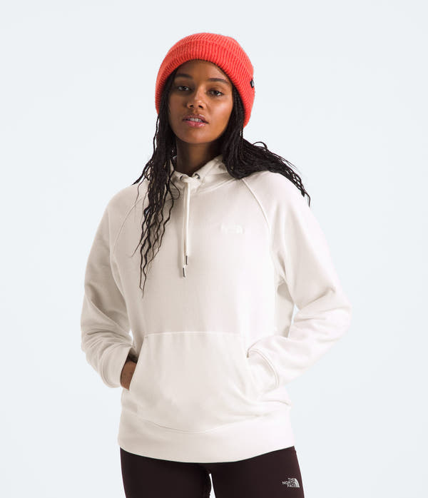 The North Face Women’s Evolution Hoodie – Comfortable & Sustainable