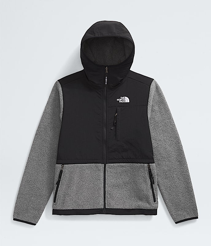 The North Face Women’s Retro Denali Jacket – A Timeless Fleece Essential