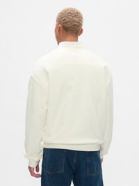 Gap Heavyweight Logo Sweatshirt – Oversized Comfort with Classic Style