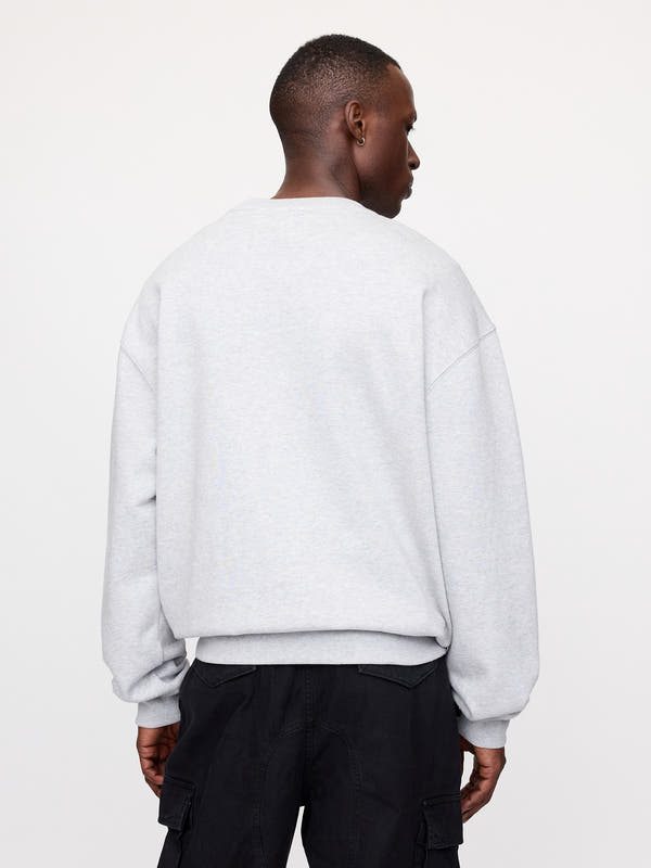Gap Heavyweight Logo Sweatshirt – Oversized Comfort with Classic Style