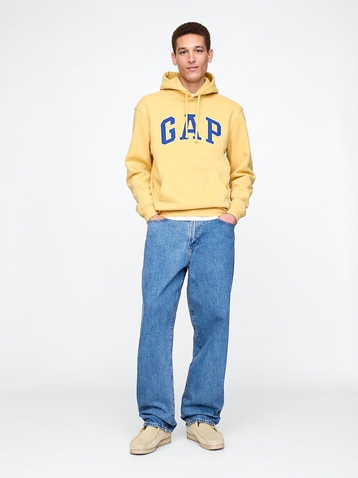 Gap VintageSoft Arch Logo Hoodie – Timeless Comfort with a Relaxed Fit