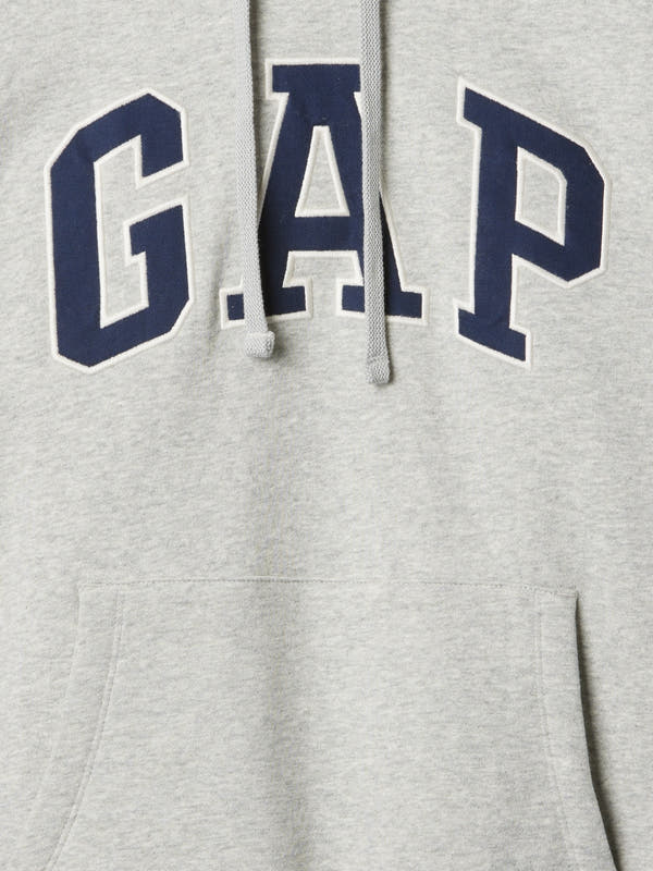Gap VintageSoft Arch Logo Hoodie – Timeless Comfort with a Relaxed Fit