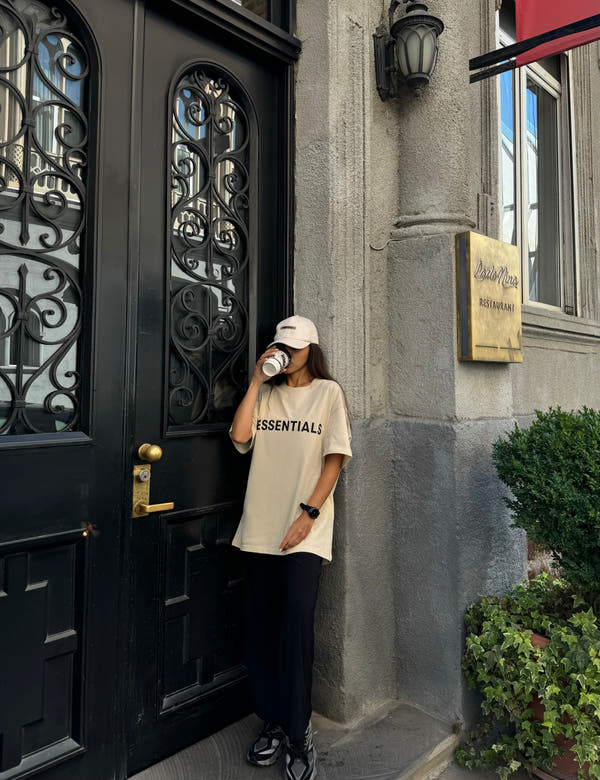 Gvantsa x QAMIS™ Full Fit – Tee, Cap & New Balance 9060 Shoes