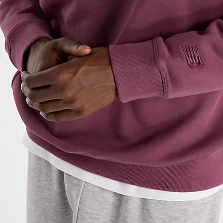 New Balance Athletics 574 Patch Crew – Everyday Comfort with a Stylish Edge