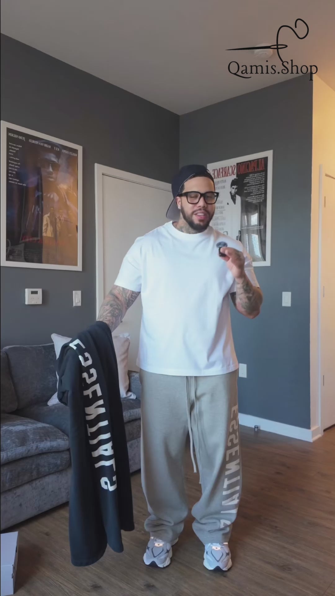 QAMIS™ Essentials Oversized Reflective Sweatpants — 100% Cotton, Unisex Streetwear video