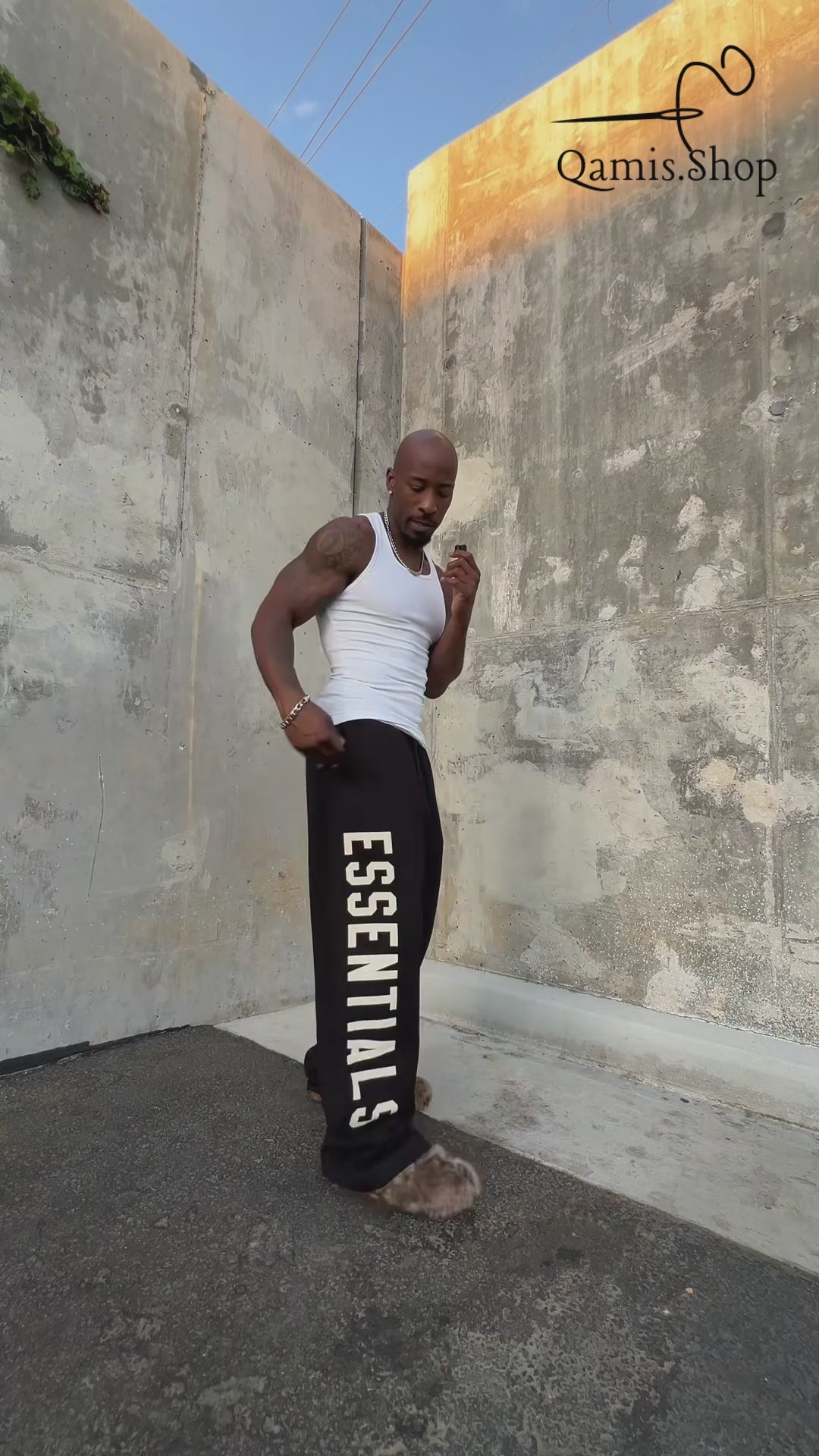 QAMIS™ Essentials Oversized Reflective Sweatpants — 100% Cotton, Unisex Streetwear video