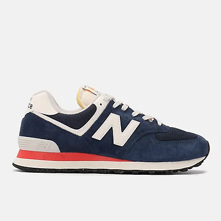 New Balance 574 Classic Sneakers – Suede/Mesh Comfort