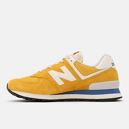 New Balance 574 Classic Sneakers – Suede/Mesh Comfort