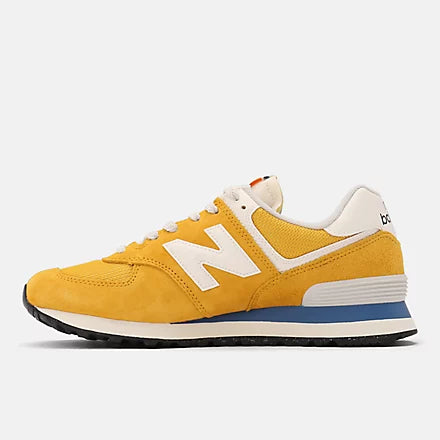 New Balance 574 Classic Sneakers – Suede/Mesh Comfort